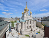 Патриарх Кирилл освятил храм Новомучеников Российских