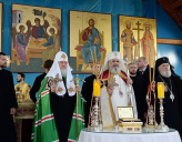ПАТРИАРХ КИРИЛЛ ПЕРЕДАЛ В ДАР РУМЫНСКОЙ ЦЕРКВИ ЧАСТИЦУ МОЩЕЙ