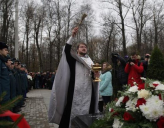 В САНКТ-ПЕТЕРБУРГЕ ОСВЯЩЕН ПАМЯТНИК ЖЕРТВАМ ТЕРАКТА НАД СИНАЕМ