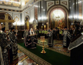 ПАТРИАРХ КИРИЛЛ СОВЕРШИЛ ЛИТИЮ ПО ПОГИБШИМ ПРИХОЖАНАМ ХРАМА В КИЗЛЯРЕ
