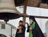 В СОЛОВЕЦКОМ МОНАСТЫРЕ ЗАВЕРШЕНА УСТАНОВКА УНИКАЛЬНОЙ КОЛОКОЛЬНОЙ ЗВОННИЦЫ