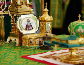 КОВЧЕГ С ЧЕСТНЫМИ МОЩАМИ ПРЕПОДОБНОГО СЕРГИЯ РАДОНЕЖСКОГО