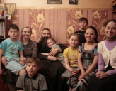 Священник, который случайно усыновил 10 детей